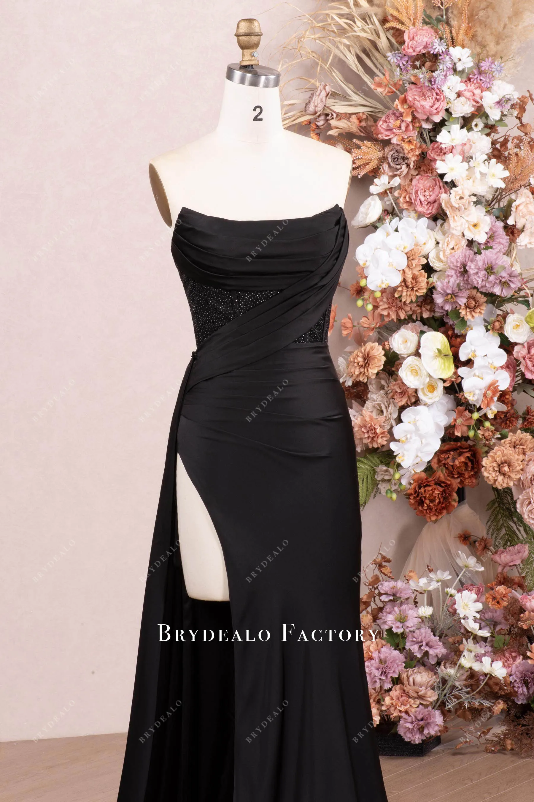 Black Strapless Curve Neck Jersey Satin Prom Evening Dress