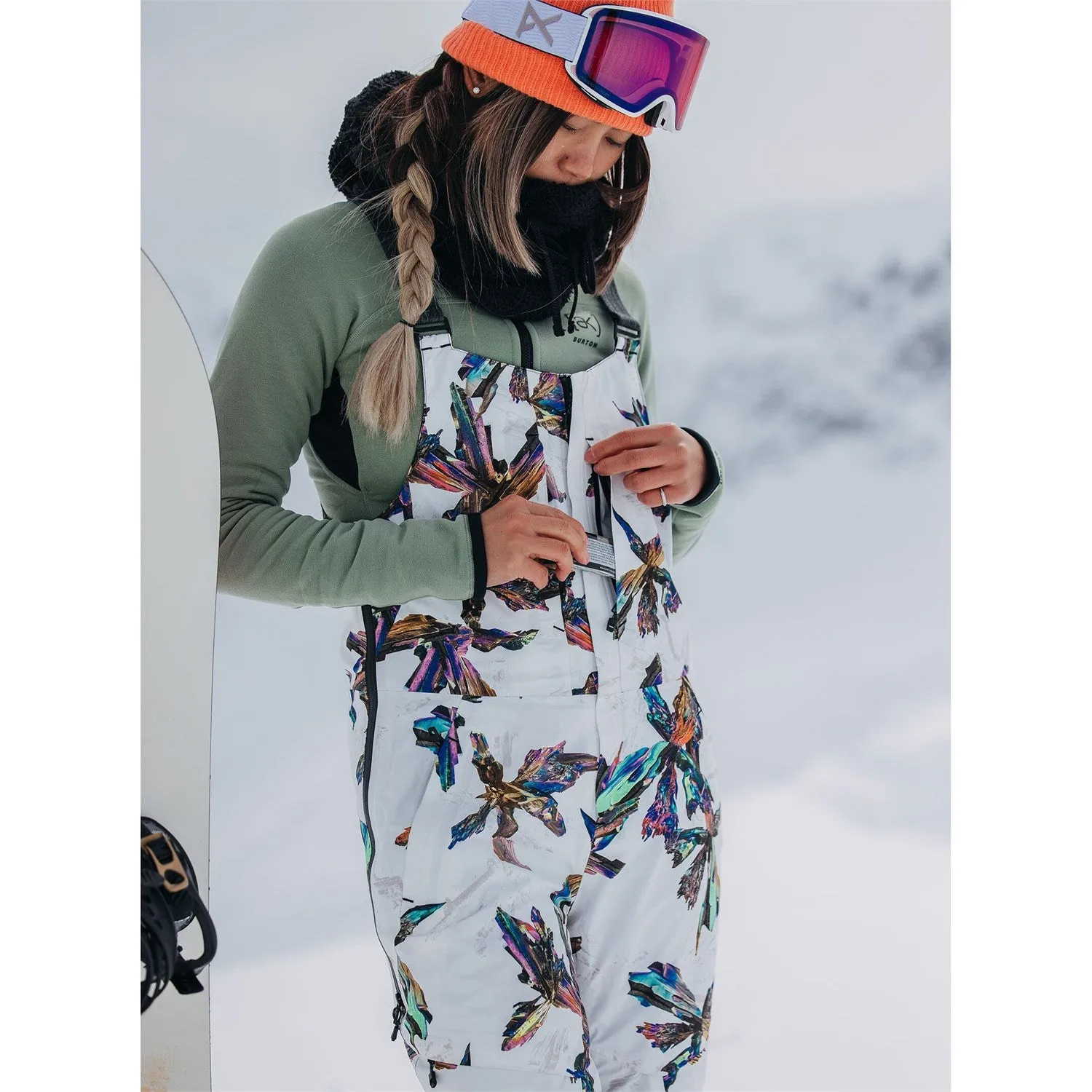 Burton AK 2L GORE-TEX Kimmy Bib Pants in Stout White Crystals