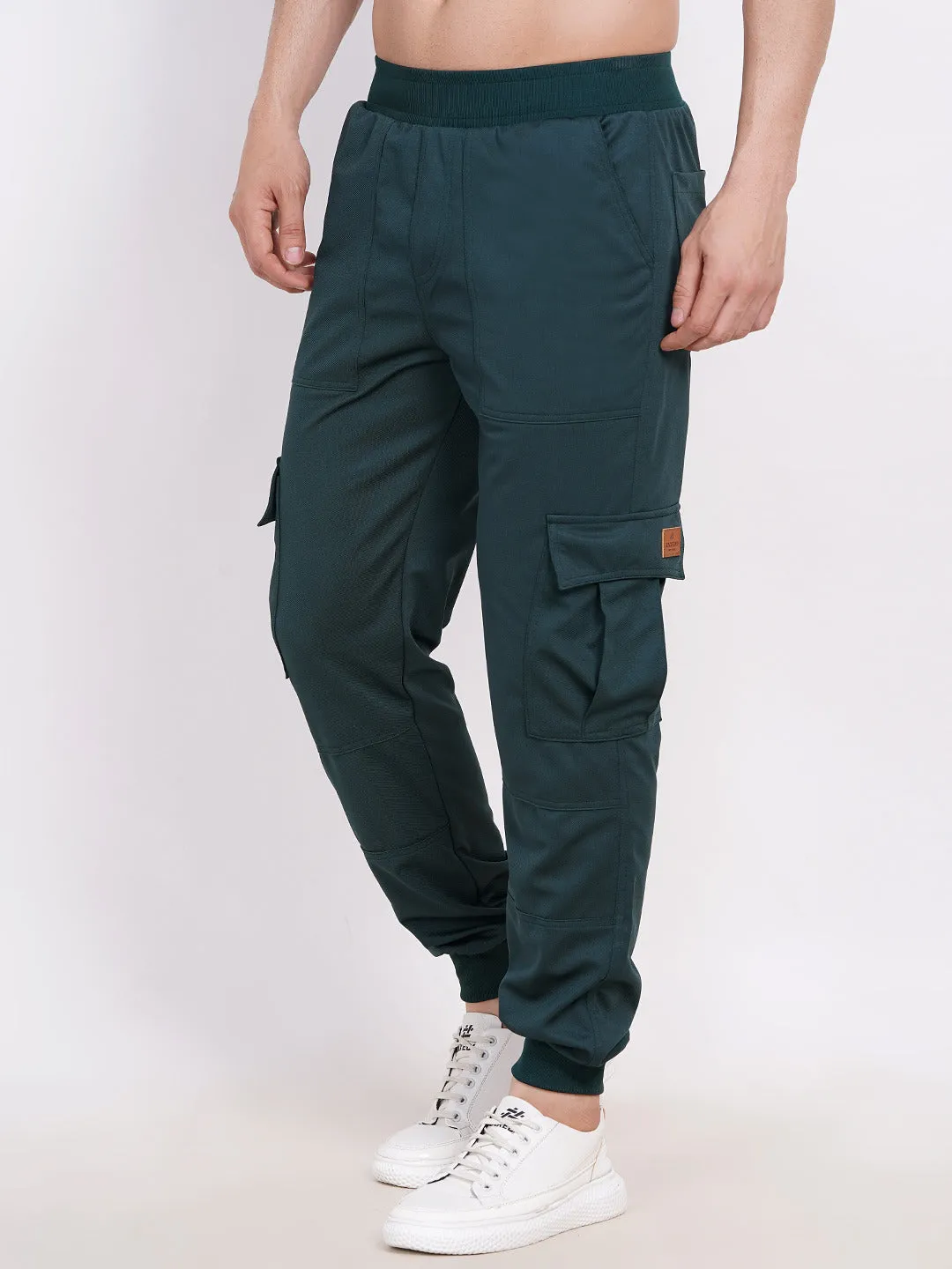 Men's six pocket cargo pants