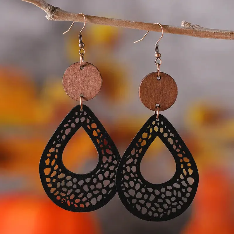 Wood Circle And Vintage Droplet Earrings (Black)